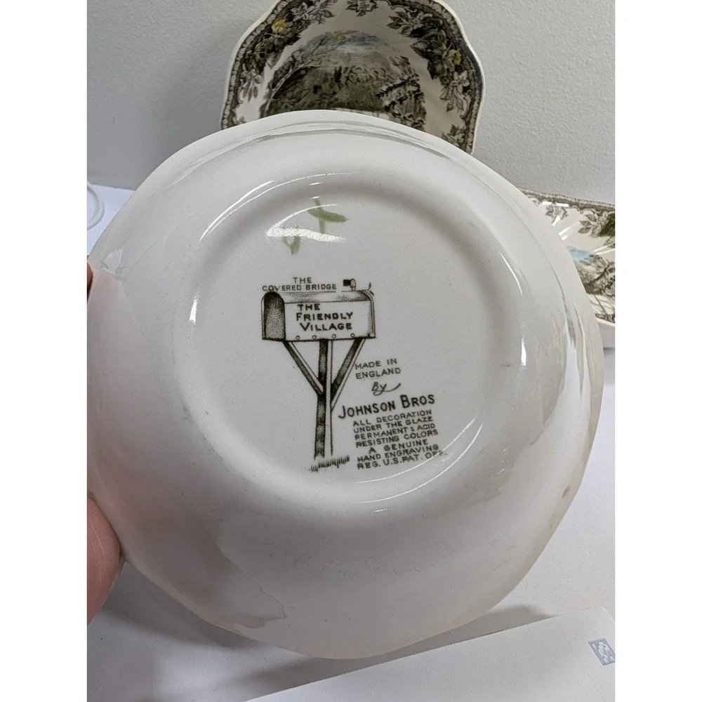 Vintage 1953 Lot of 4 JOHNSON BROS FRIENDLY VILLAGE 6.25 X 1.75 tal Cereal Bowls